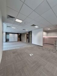 Ocean Financial Centre (D1), Office #584849791